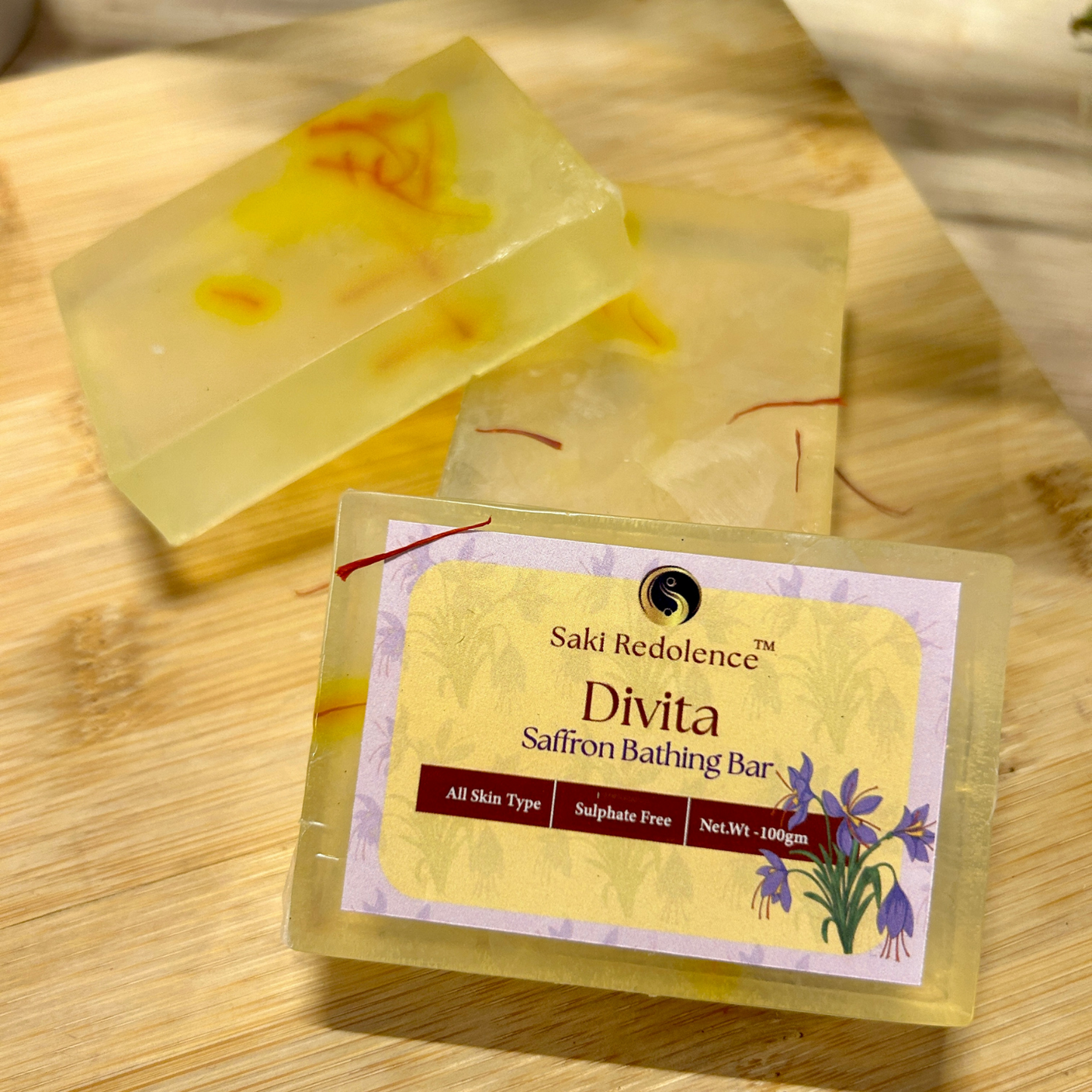 Divita Saffron Soap โ Radiance Boosting Saffron Soap for Glowing Skin (100gm)